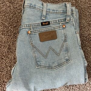 Wrangler Denim Jeans in Light Blue